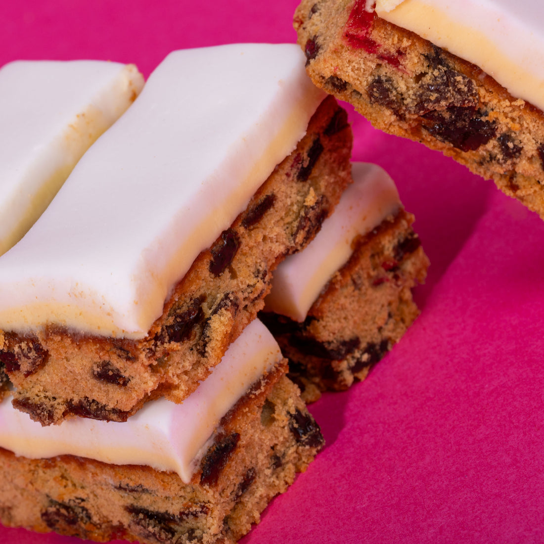 Iced Rich Fruit Cake Slices 5 Pack