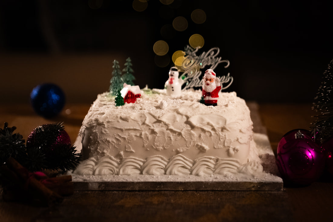 Christmas Cake (Iced & Marzipan All Over)