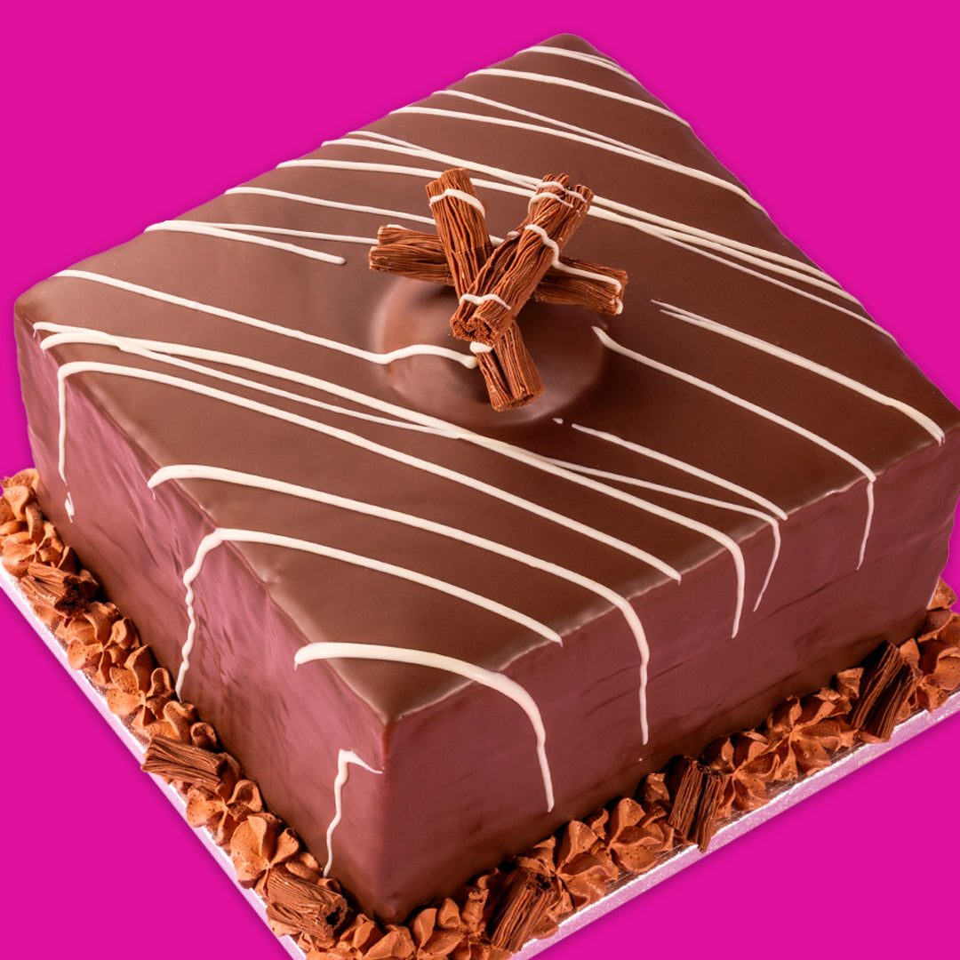 Giant Chocolate Fancy Cake