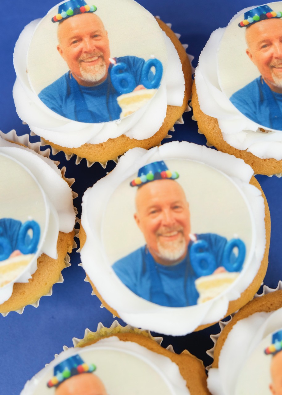 Create custom cupcakes