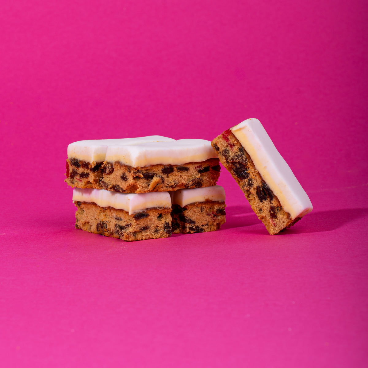 Iced Rich Fruit Cake Slices 5 Pack