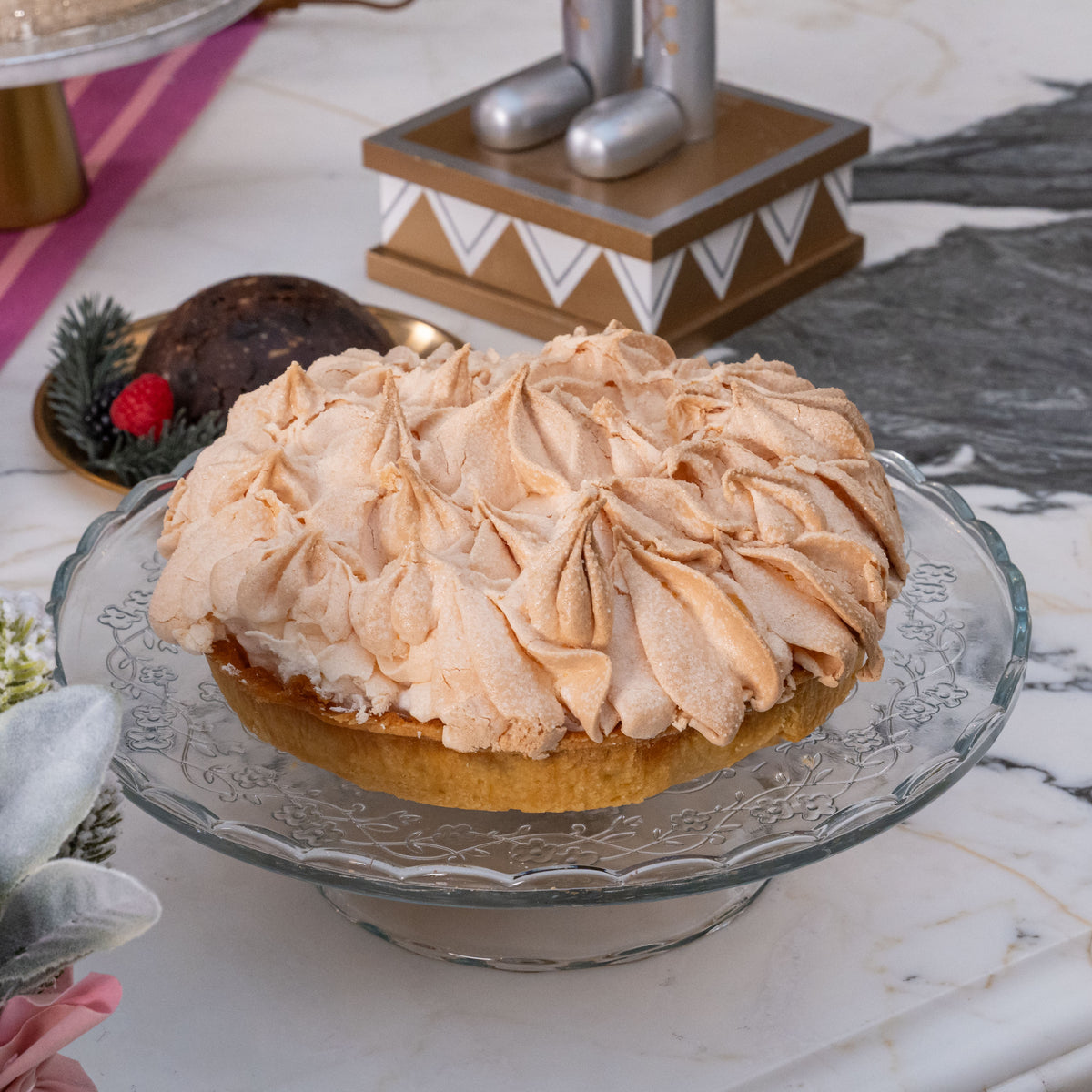 Lemon Meringue (Serves 6-8)