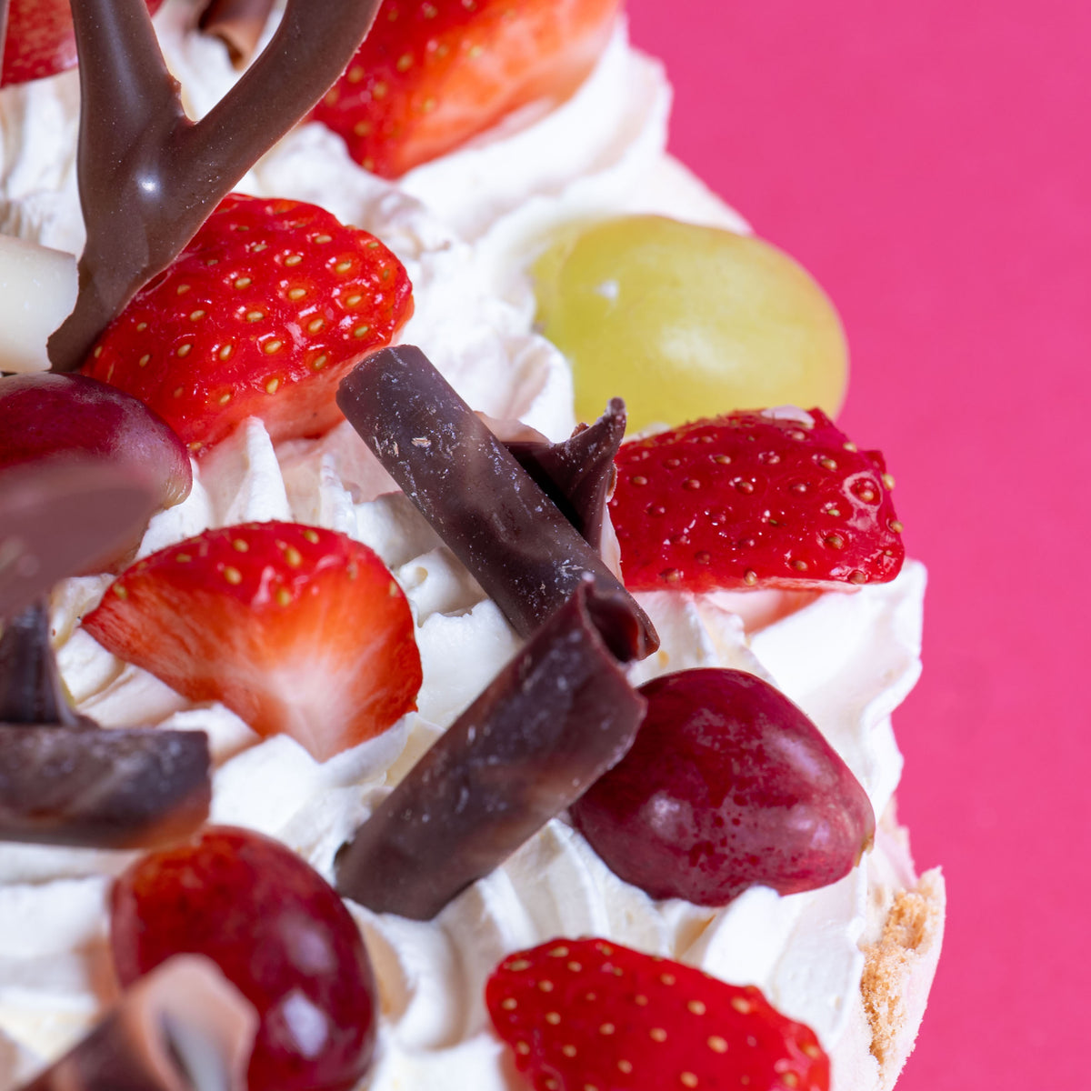 Pavlova with Signature Cream &amp; Seasonal Fruits (Serves 4-6)
