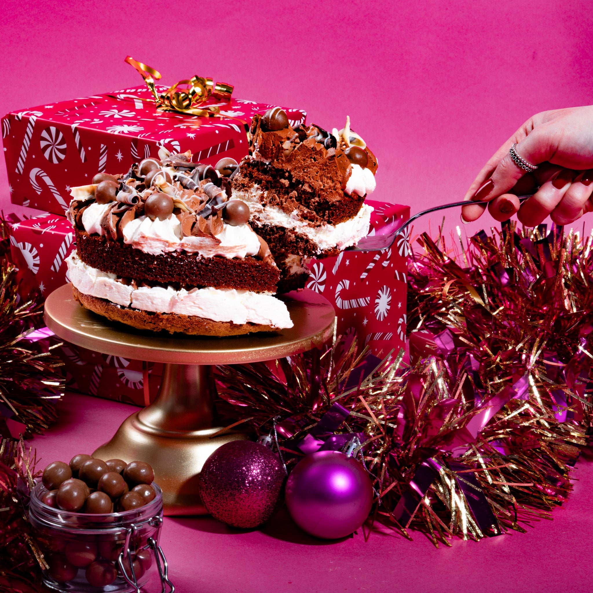 Malteser Cake with Dairylite Cream